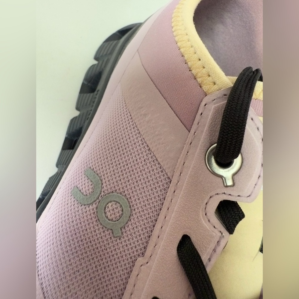 On Running Women's Trail Sneakers in Lavender with Black Outsole - Picture 2 of 16